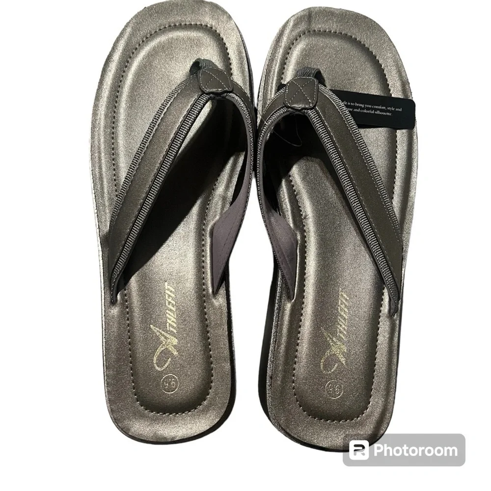 Athlefit‎ Women's Platform Slip On Wedge Thong Flip Flop/Sandals | NEW/NWT!!🖤✔️